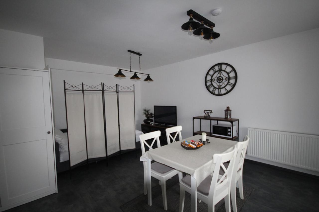 Apartment Francesca Mit Parkplatz Naehe Altstadt Sibiu Exterior photo